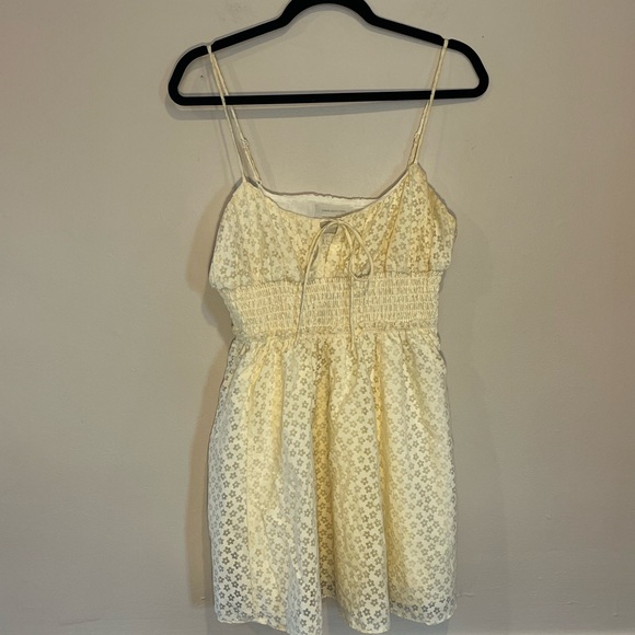 Urban Outfitters Cream Floral Dress Size M - Picture 4 of 7